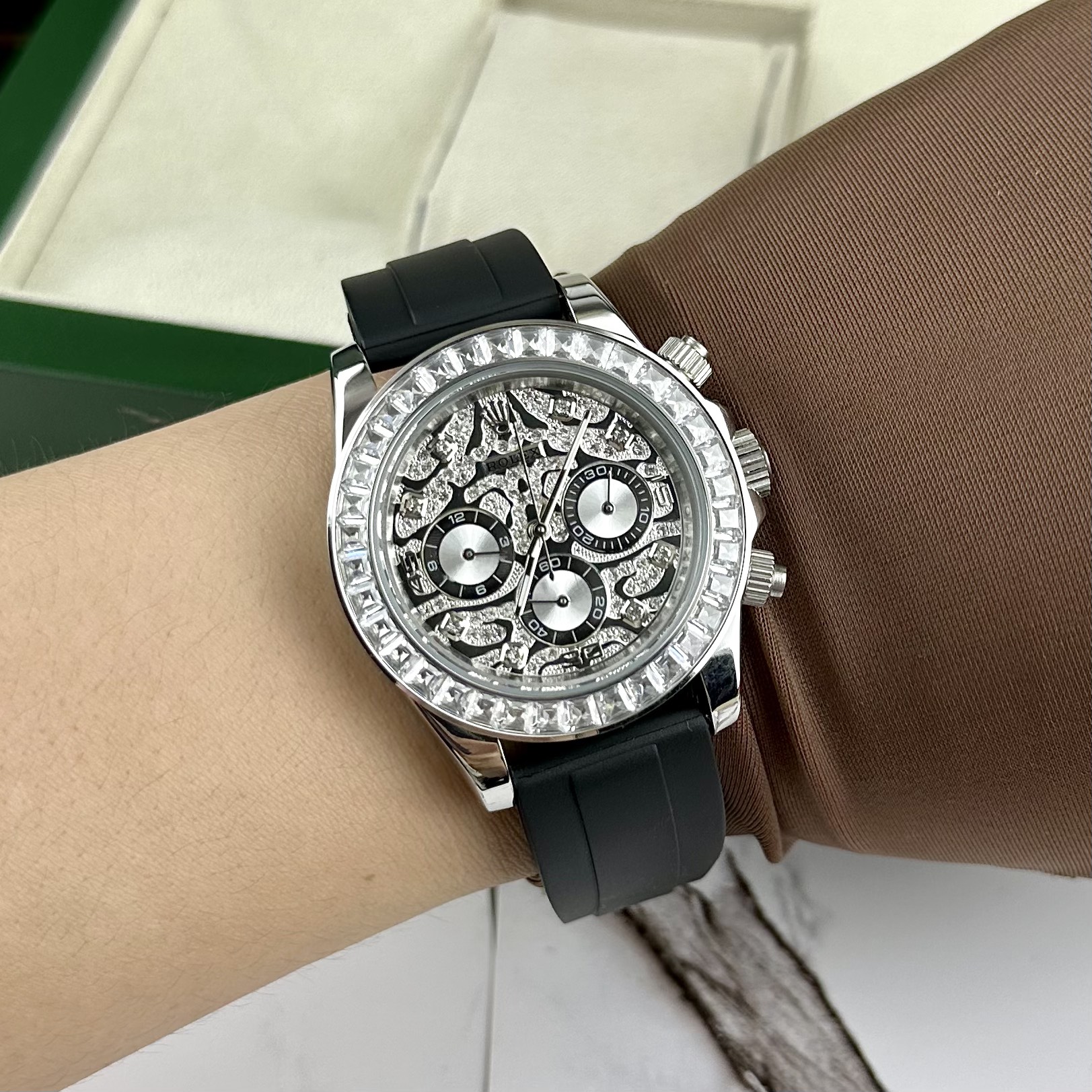 Đồng hồ Rolex Daytona Fake cao cấp máy cơ Nhật Automatic Đồng hồ Rolex Daytona Fake cao cấp máy cơ Nhật Automatic