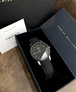 Đồng hồ nam dây cao su Daniel Wellington Iconic Motion màu đen