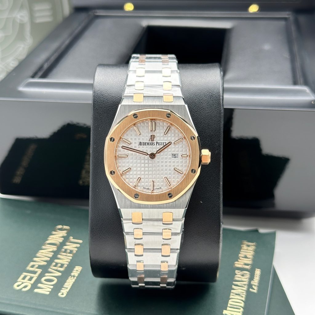 Đồng hồ Audemars Piguet Royal Oak Replica 11 nữ màu Demi Gold