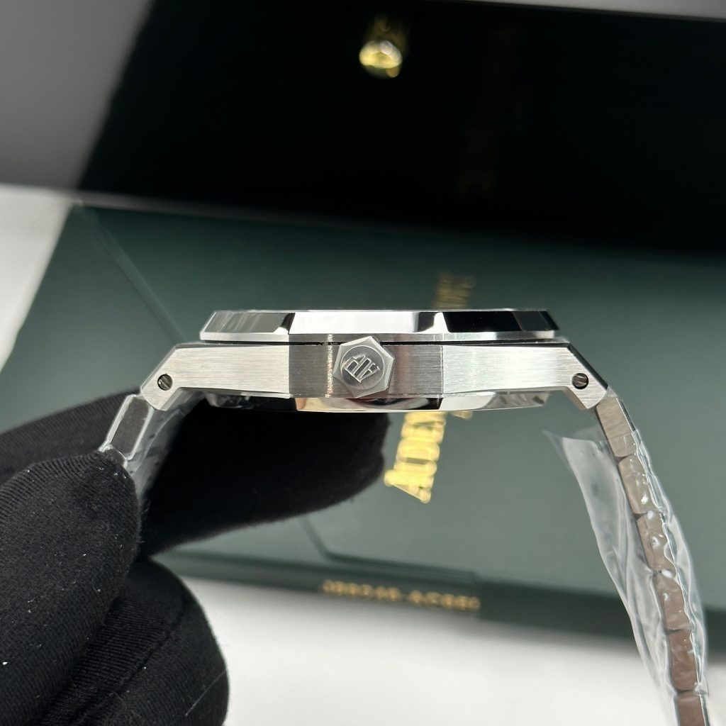 Đồng hồ Audemars Piguet Royal Oak Replica 11