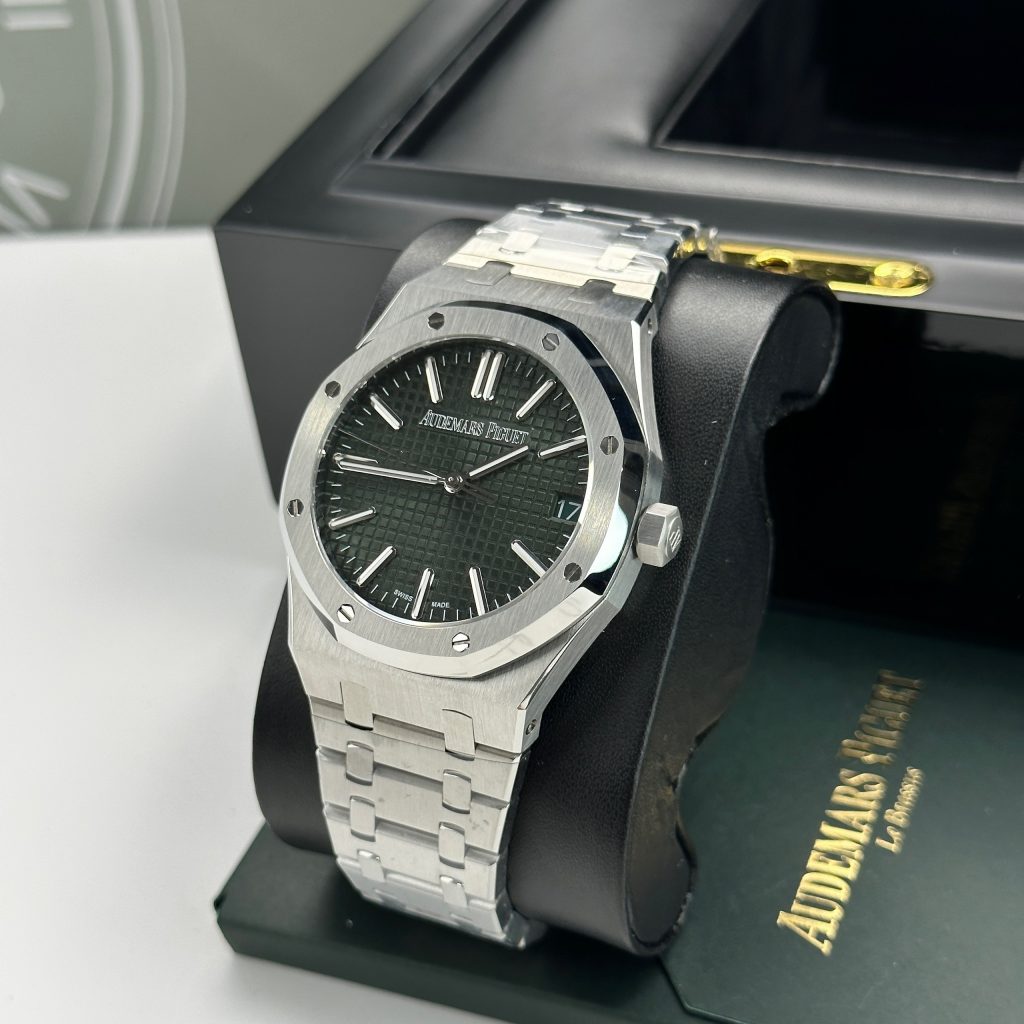 Đồng hồ Audemars Piguet Royal Oak nam máy cơ mặt xanh lá cây KZ 41mm