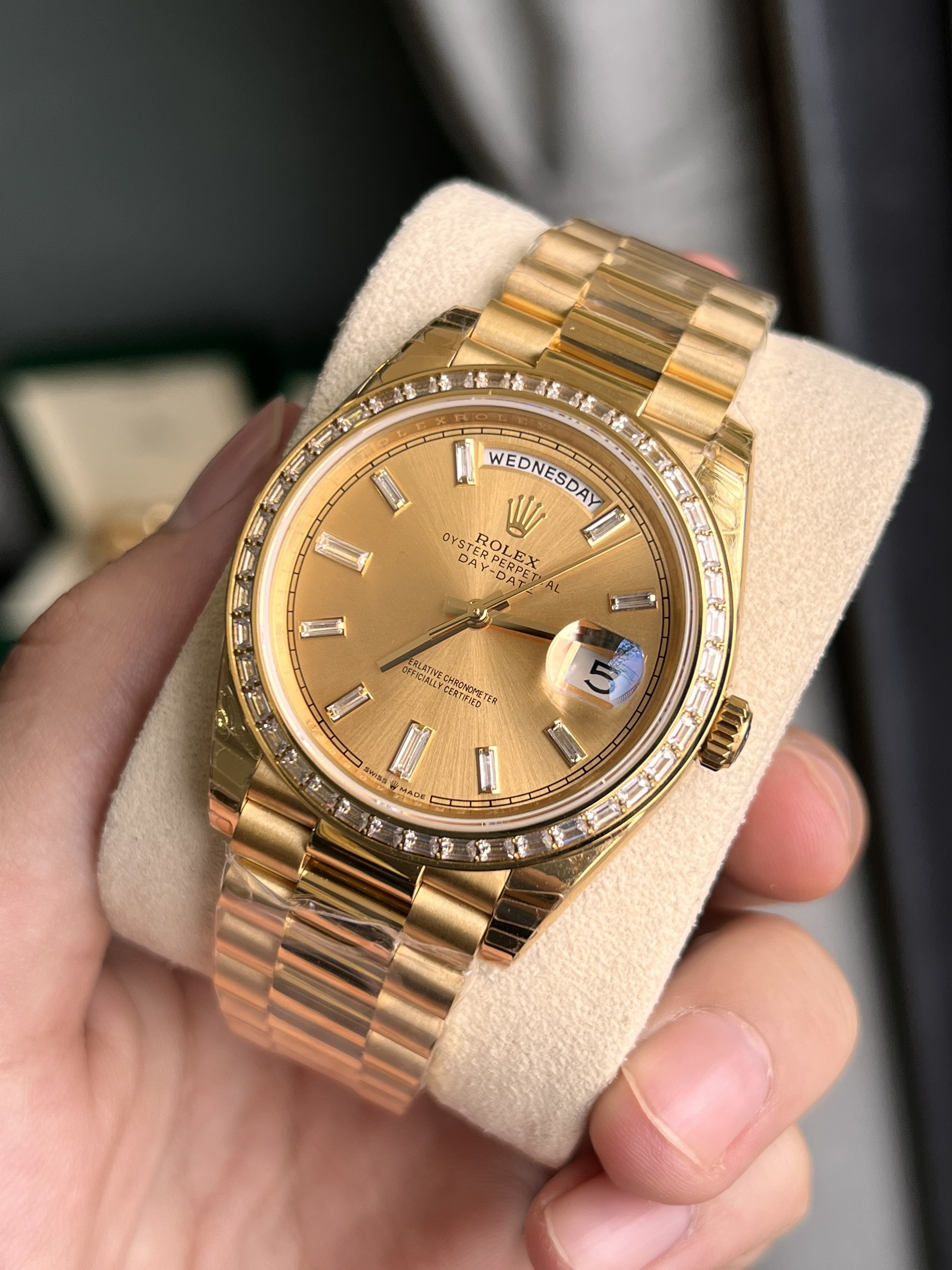 Đồng hồ Rolex Day-Date full Gold Replica 11 Thụy Sỹ EW Factory nam 40mm Đồng hồ Rolex Day-Date full Gold Replica 11 Thụy Sỹ EW Factory nam 40mm