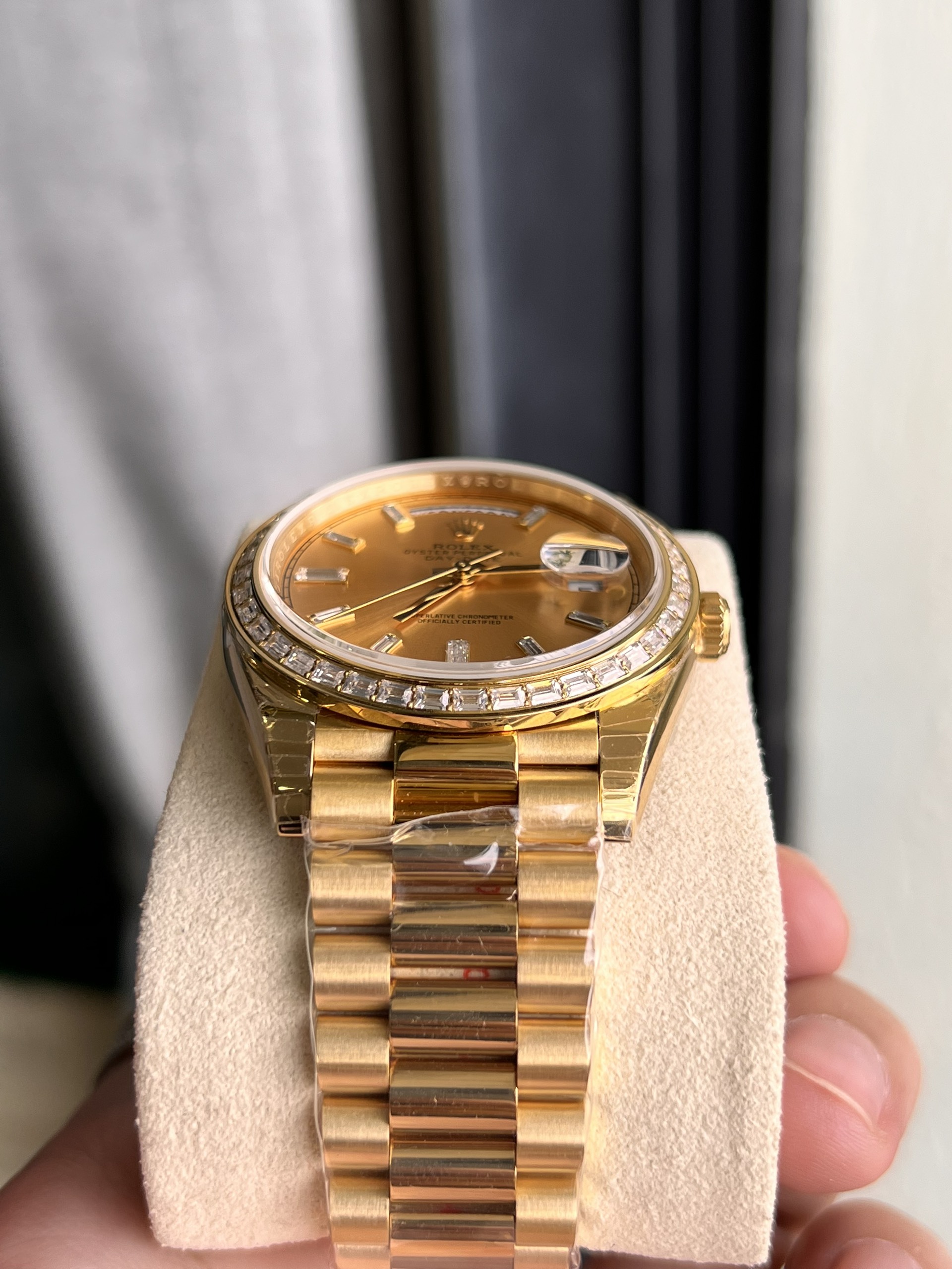 Đồng hồ Rolex Day-Date full Gold Replica 11 Thụy Sỹ EW Factory nam 40mm Đồng hồ Rolex Day-Date full Gold Replica 11 Thụy Sỹ EW Factory nam 40mm