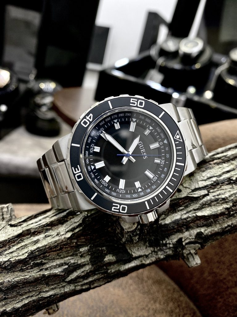 Đồng hồ nam Guess dây kim loại giá rẻ like auth 3 phiên bản 44mm