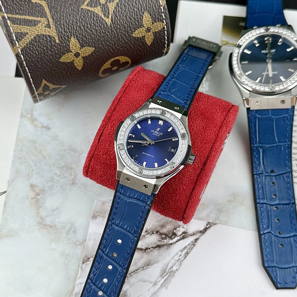 Đồng hồ Hublot đính đá máy cơ Nhật Automatic màu xanh dương