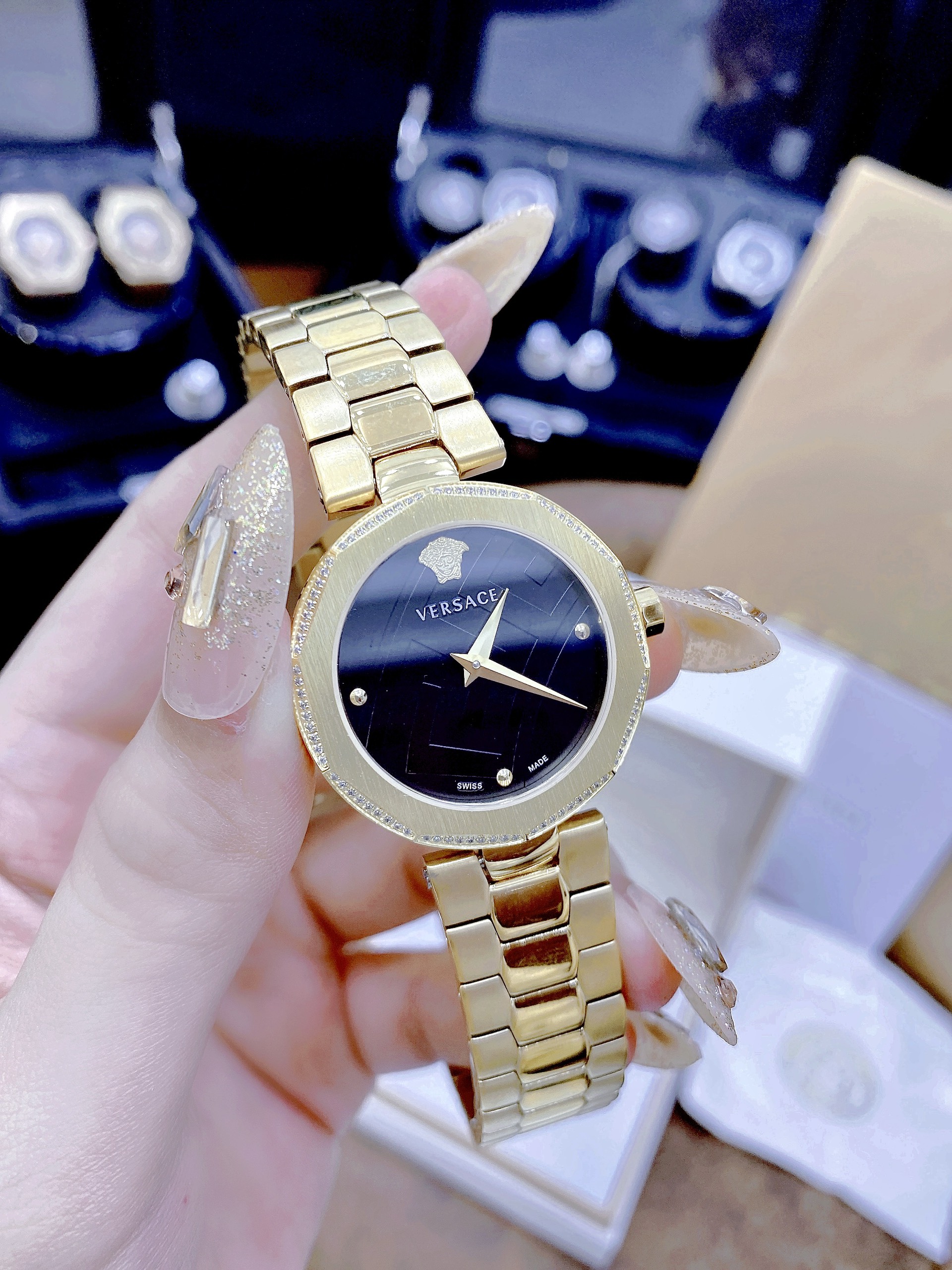 Đồng hồ Versace Idiya nữ siêu cấp máy Thụy Sỹ Like Auth giá rẻ Đồng hồ Versace Idiya nữ siêu cấp máy Thụy Sỹ Like Auth giá rẻ