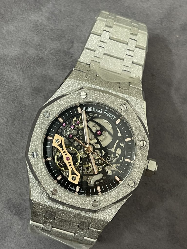 Đồng hồ Audemars Piguet cơ lộ máy vỏ phủ bạch kim trắng Fake 11