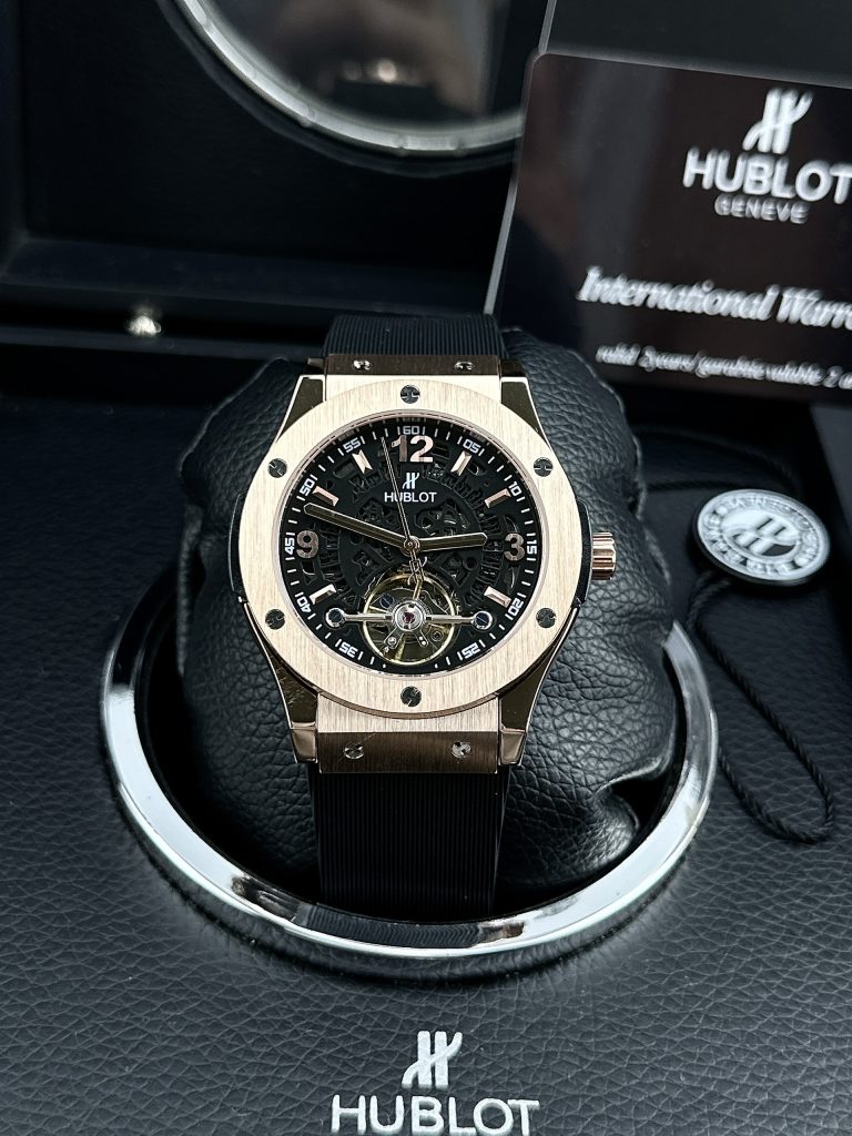 Đồng hồ Hublot Automatic cơ lộ máy Nhật Fake cao cấp màu đen 42mm