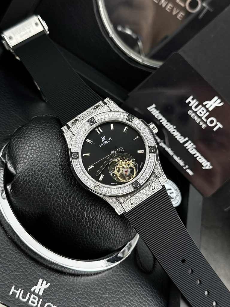 Đồng hồ đính đá Hublot cơ lộ máy Fake cao cấp máy Nhật màu đen