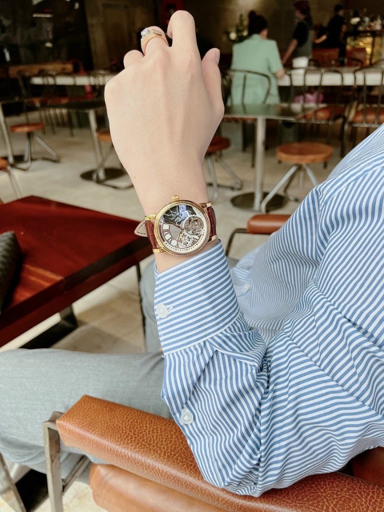 Mẹo sử dụng và lên cót đồng hồ cơ cho người mới sử dụng