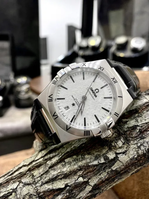 THÉP 316L STAINLESS STEEL LÀ GÌ ? TẠI SAO LẠI ĐƯỢC DÙNG TRONG CHẾ TÁC ĐỒNG HỒ?