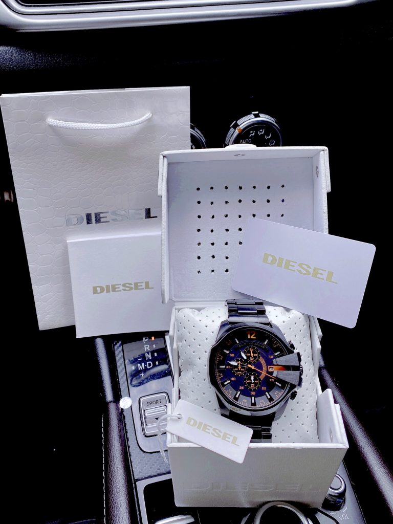 Đồng hồ Diesel DZ-4391 Mega Chief nam giá rẻ màu đen Like Auth 48mm