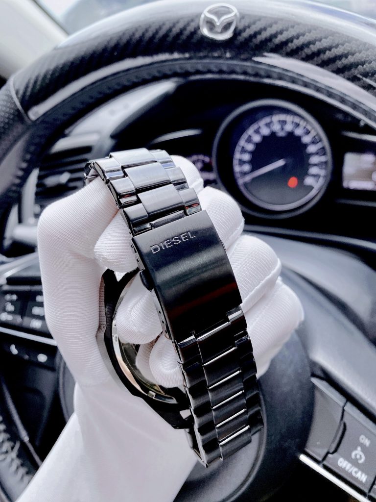 Đồng hồ Diesel DZ-4391 Mega Chief nam giá rẻ màu đen Like Auth 48mm