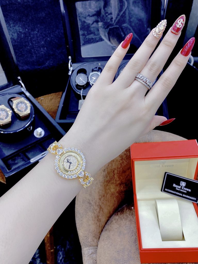 Đồng hồ Royal Crown nữ giá rẻ dây kim loại đính đá cao cấp 33mm
