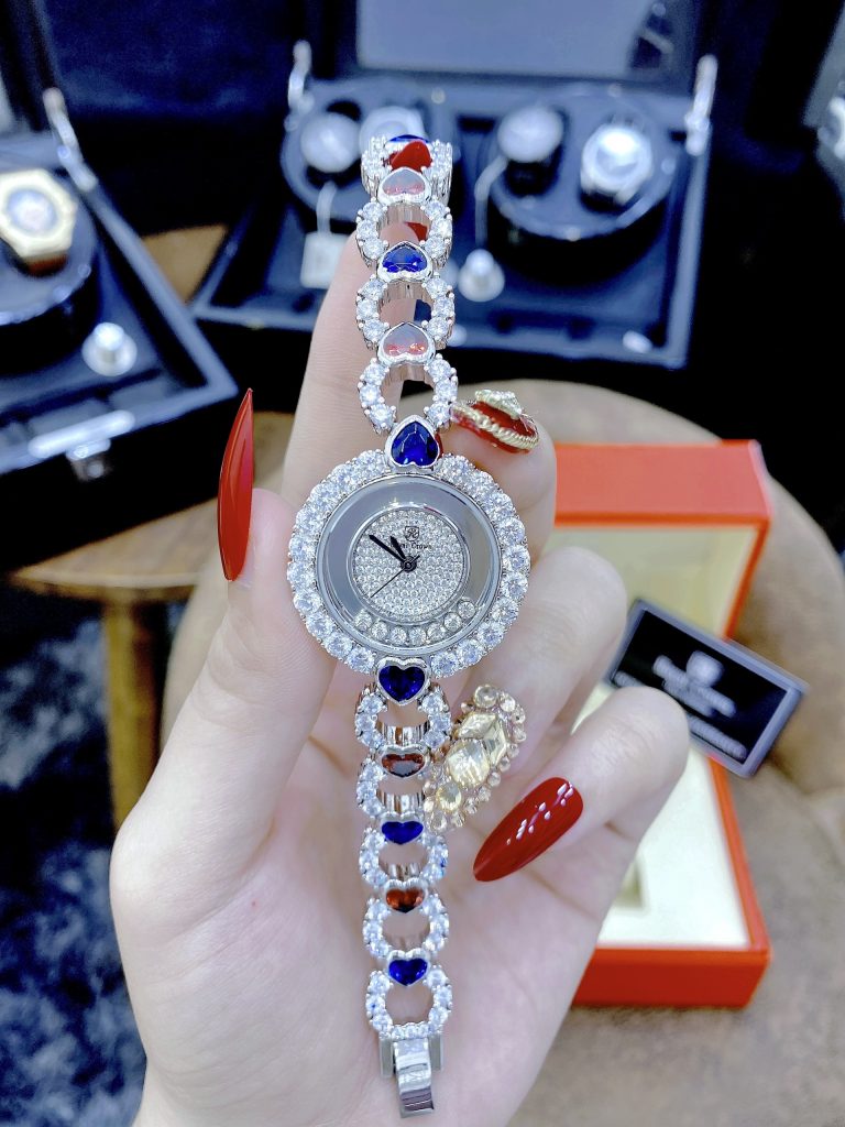 Đồng hồ nữ Royal Crown đính đá dây kim loại hình trái tim 33mm