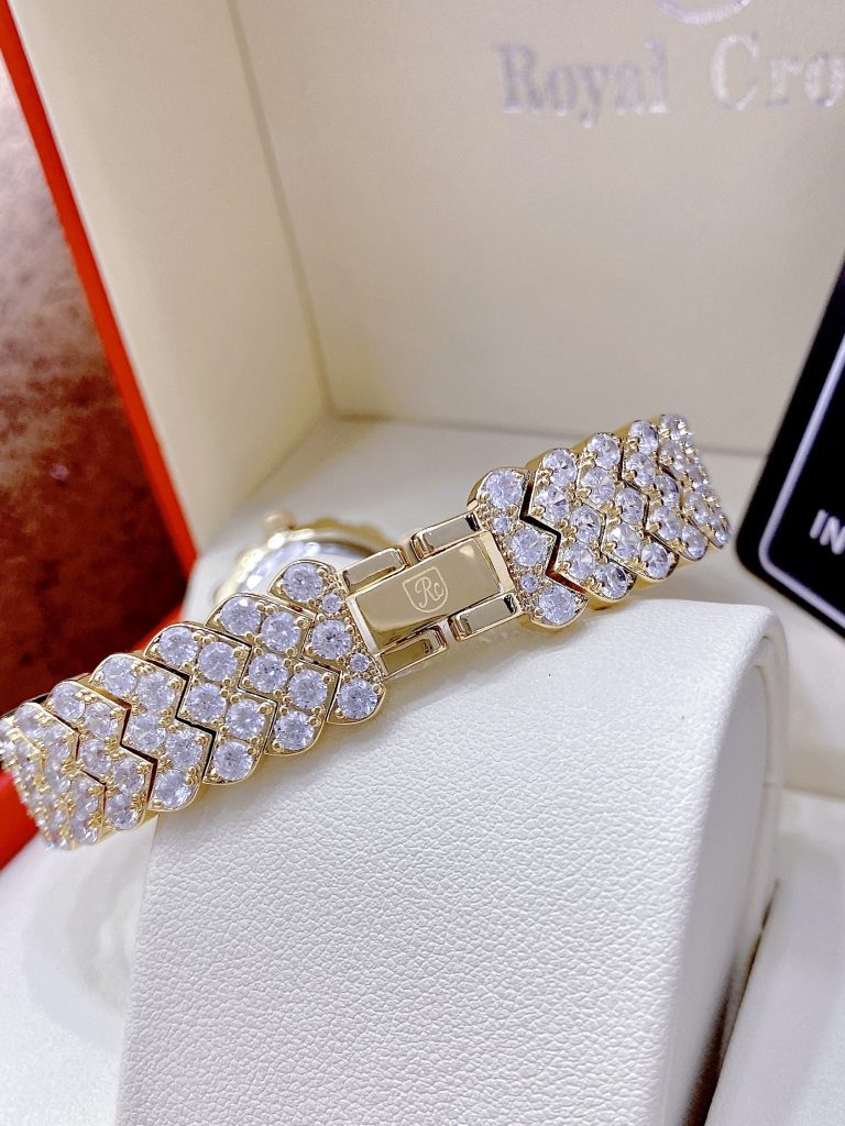 Đồng hồ nữ cao cấp Royal Crown đính đá mặt chải tia like auth