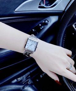 Đồng hồ nữ Guess Chain Bracelet dây kim loại dạng xích mặt vuông 28x28mm