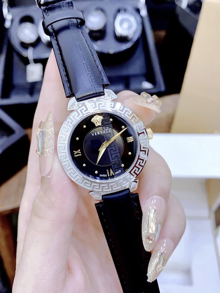 Đồng hồ nữ màu đen Versace Daphnis like auth máy pin Thụy Sỹ