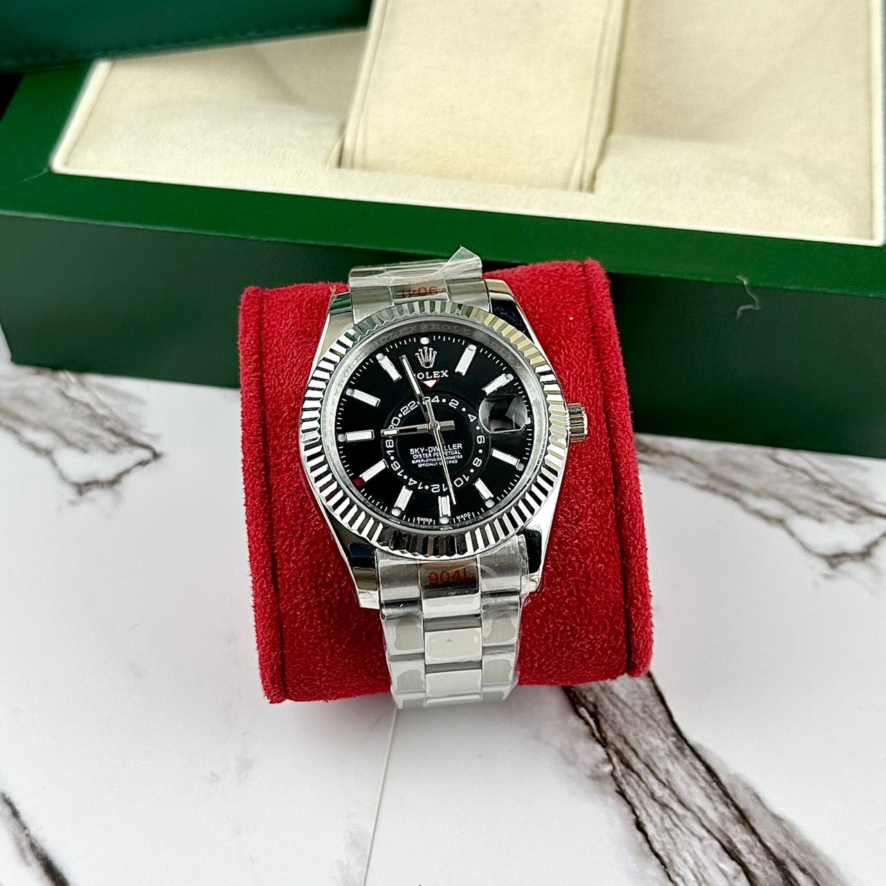 Đồng hồ Rolex Sky-Dweller Oyster Perpetual Gold Super Fake 2 màu 41mm Đồng hồ Rolex Sky-Dweller Oyster Perpetual Gold Super Fake 2 màu 41mm