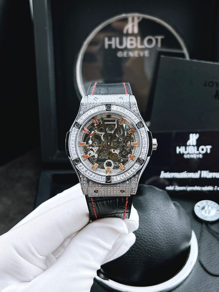 Đồng hồ Hublot nam đính đá Hublot Classion Fusion máy cơ Tourbillon 42mm