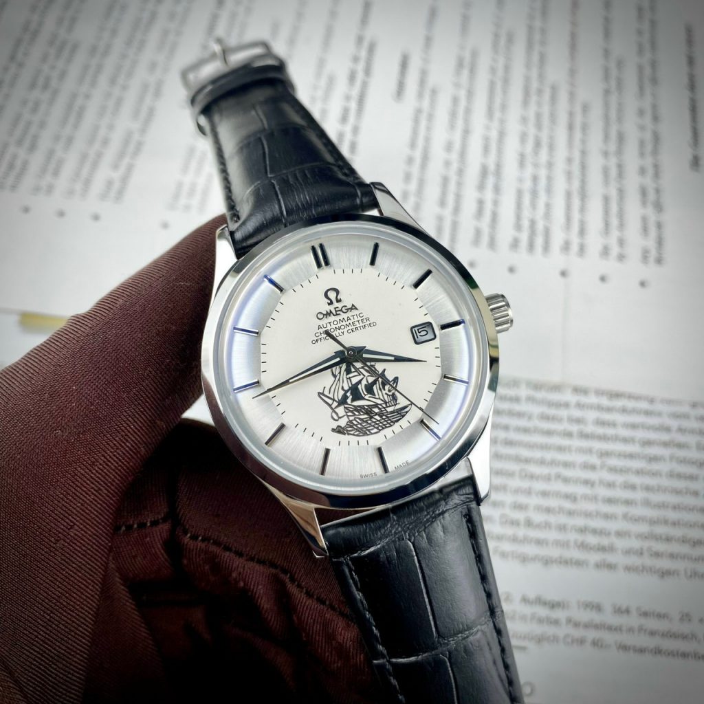 Đồng hồ Omega Automatic thuận buồm xuôi gió nam Fake 11 Nhật 40mm
