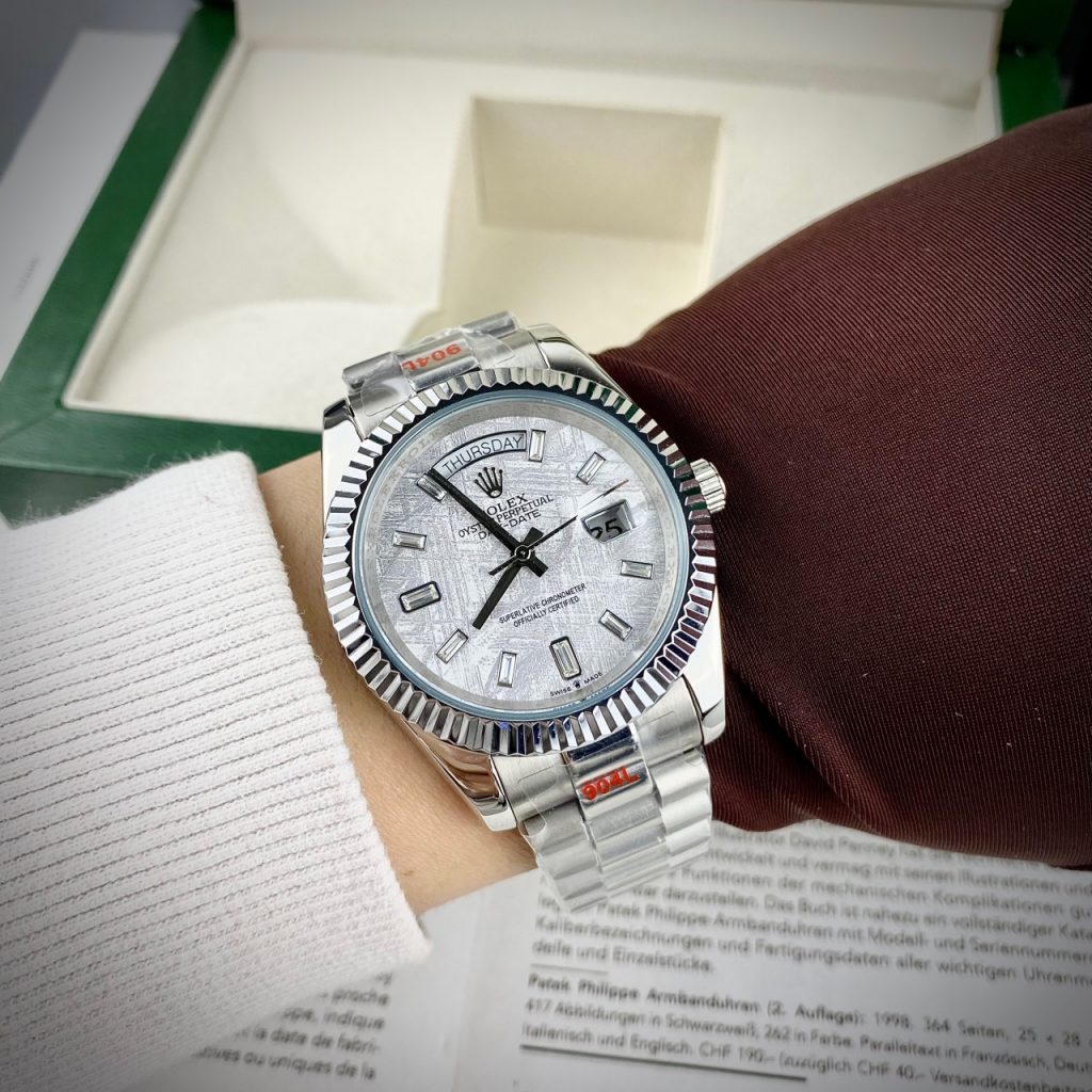 Đồng hồ nam Rolex Super Fake máy nhật Day-Date dây kim loại 40mm