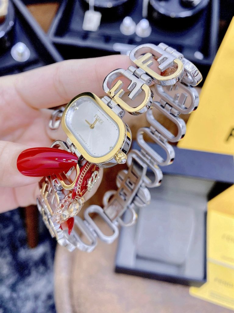 Đồng hồ nữ dây kim loại FENDI HORIZONTAL LADY WATCH like auth 20x35mm