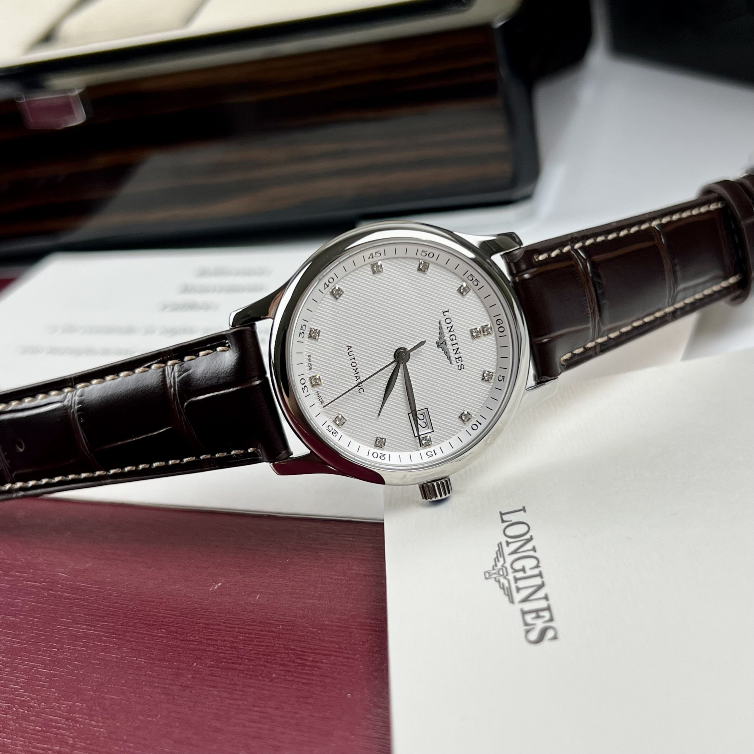 Đồng hồ Longines nam mặt trắng Automatic Thụy Sỹ 40mm Đồng hồ Longines nam mặt trắng Automatic Thụy Sỹ 40mm