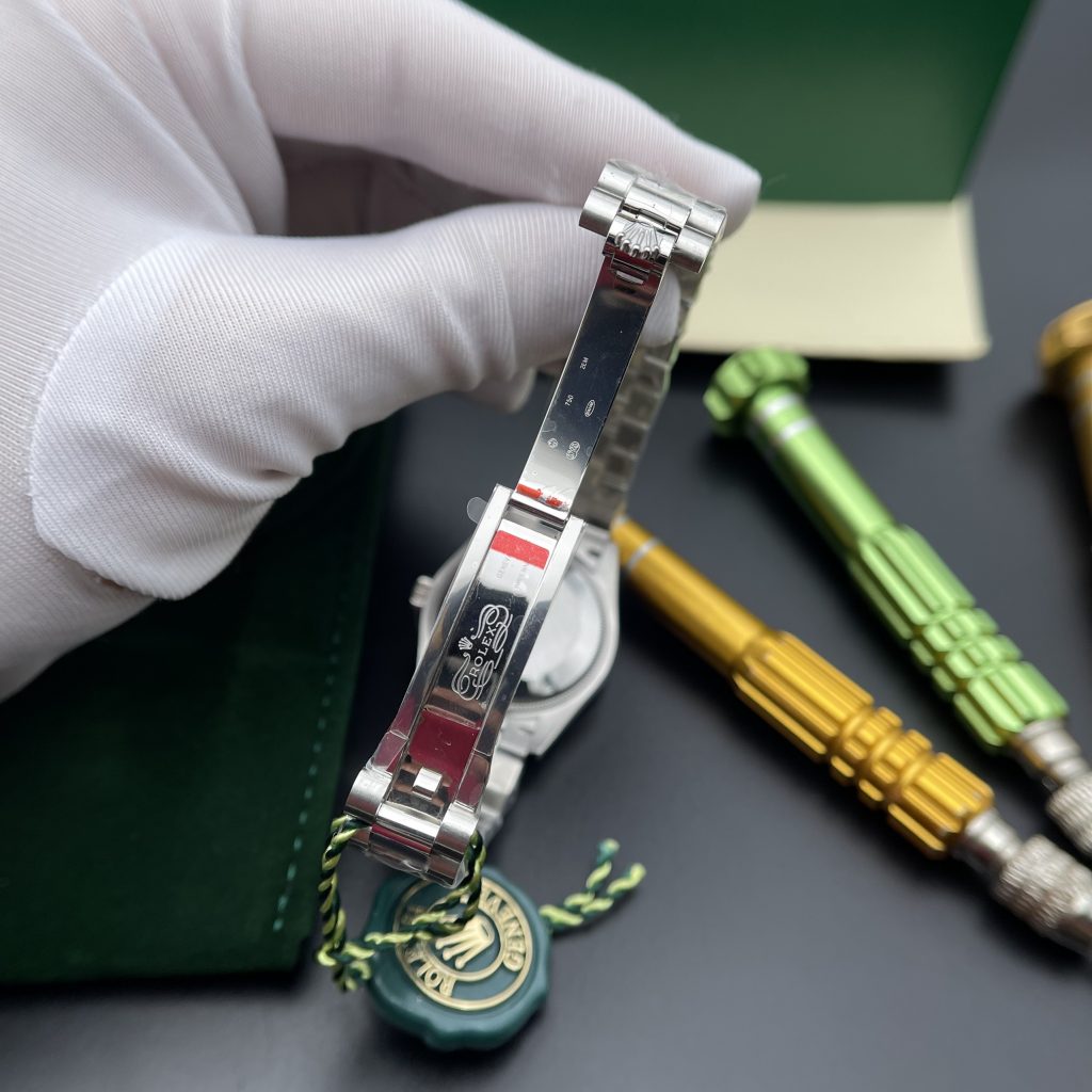 Đồng hồ Rolex Datejust mặt số cánh bướm đính đá Replica 11 màu trắng 31mm