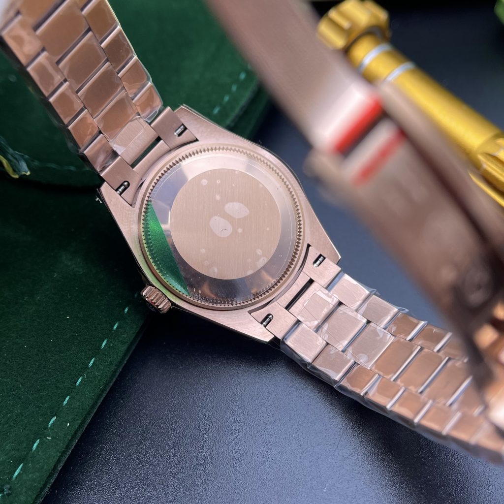 Đồng hồ nữ Rolex Datejust Replica 11 mặt số cánh bướm màu vàng hồng 31mm