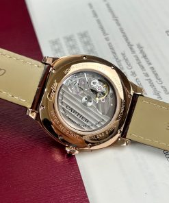 Đồng hồ cơ nam dây da Cartier Drive de Cartier replica 1:1
