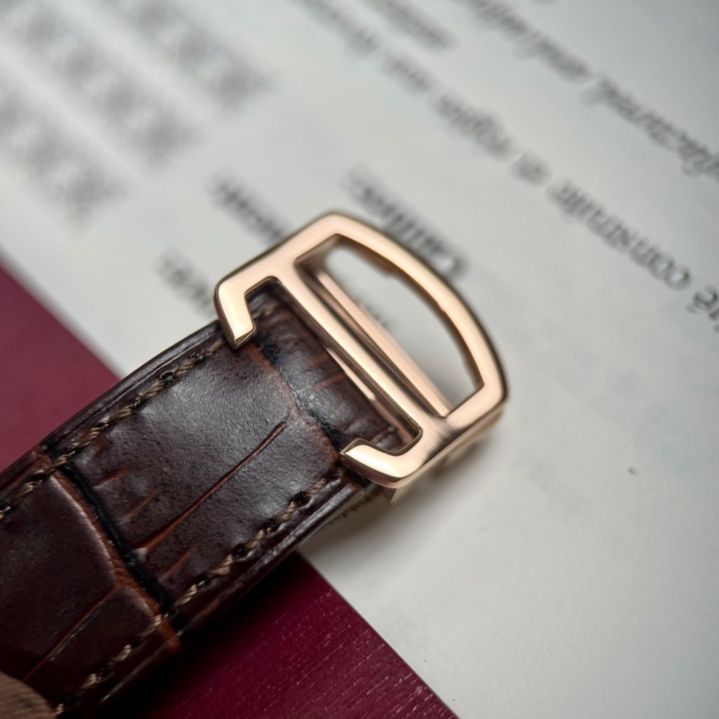 Đồng hồ cơ nam dây da Cartier Drive de Cartier replica 1:1