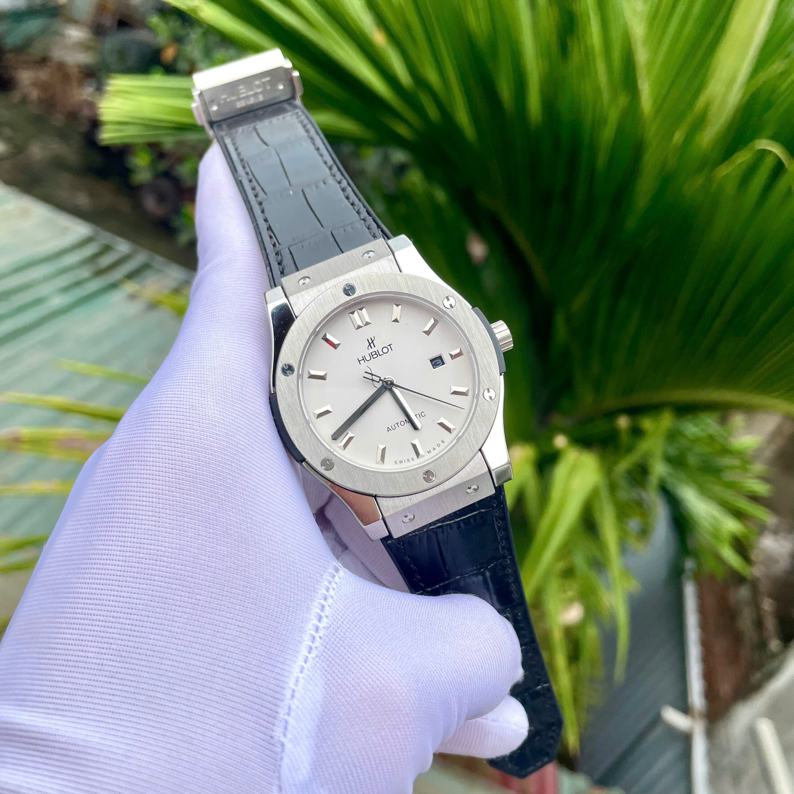 Đồng hồ Hublot nam dây cao su Hublot Classic Fusion máy cơ mặt trắng - DWatch (5) Đồng hồ Hublot nam dây cao su Hublot Classic Fusion máy cơ mặt trắng - DWatch