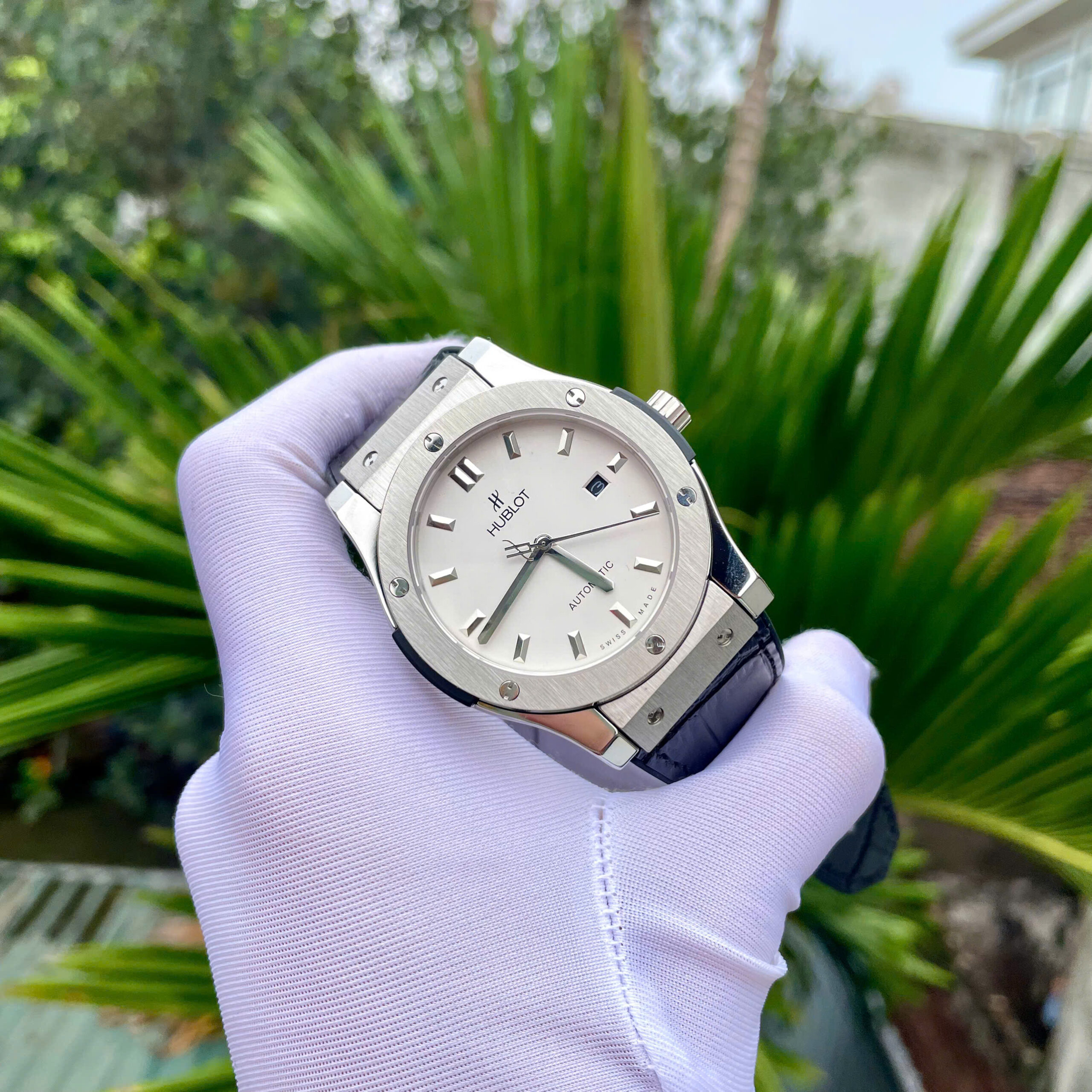 Đồng hồ Hublot nam dây cao su Hublot Classic Fusion máy cơ mặt trắng - DWatch (7) Đồng hồ Hublot nam dây cao su Hublot Classic Fusion máy cơ mặt trắng - DWatch