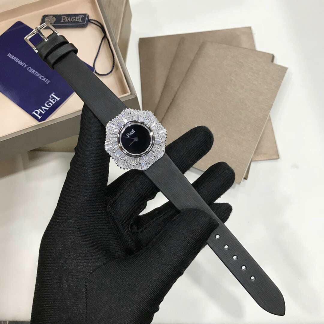Đồng hồ nữ siêu cấp Piaget Limelight dây da màu đen đính đá 33mm Đồng hồ nữ siêu cấp Piaget Limelight dây da màu đen đính đá 33mm