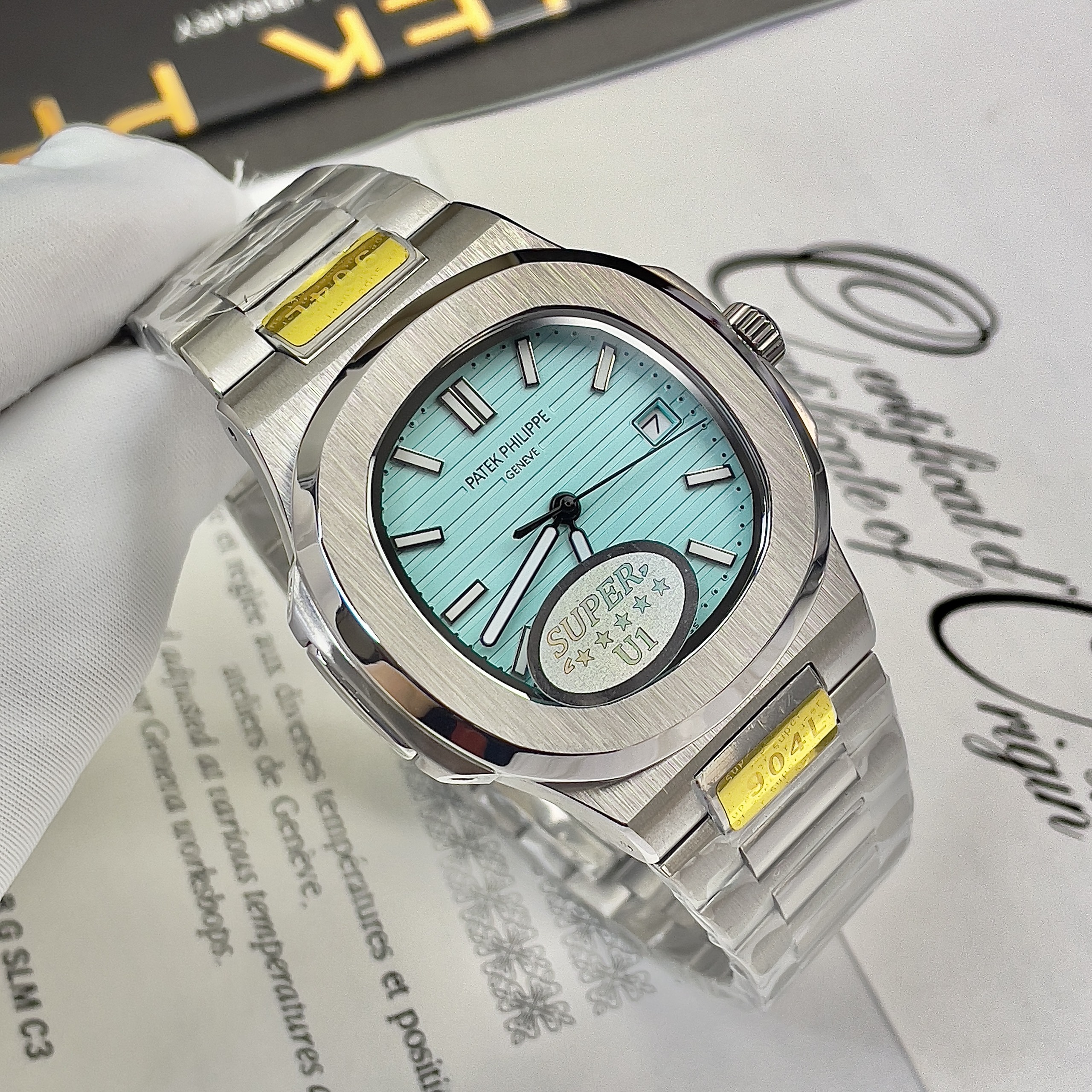 Đồng hồ fake cao cấp Patek Philippe Nautilus nam máy cơ automatic nhật 40mm Đồng hồ fake cao cấp Patek Philippe Nautilus nam máy cơ automatic nhật 40mm