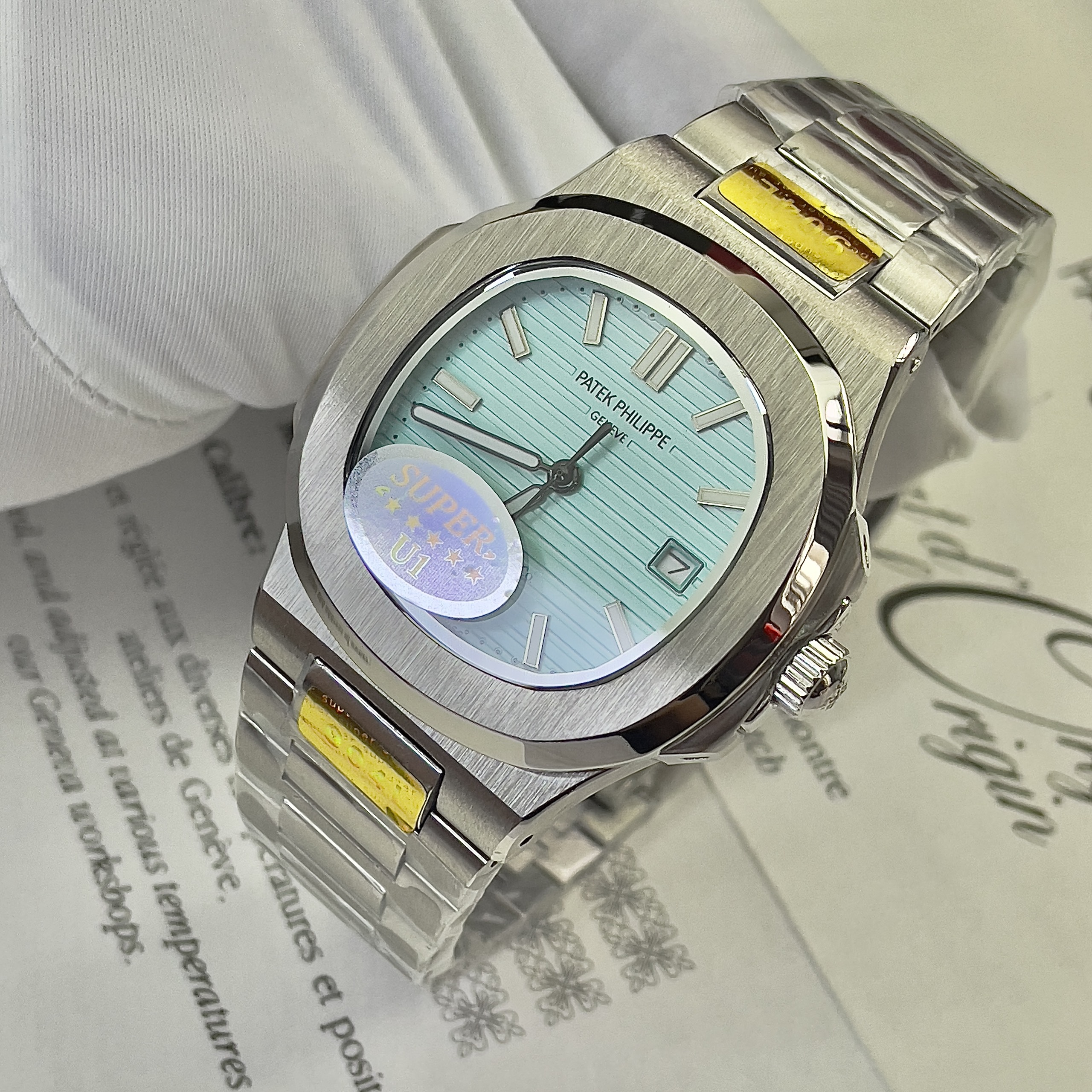 Đồng hồ fake cao cấp Patek Philippe Nautilus nam máy cơ automatic nhật 40mm Đồng hồ fake cao cấp Patek Philippe Nautilus nam máy cơ automatic nhật 40mm