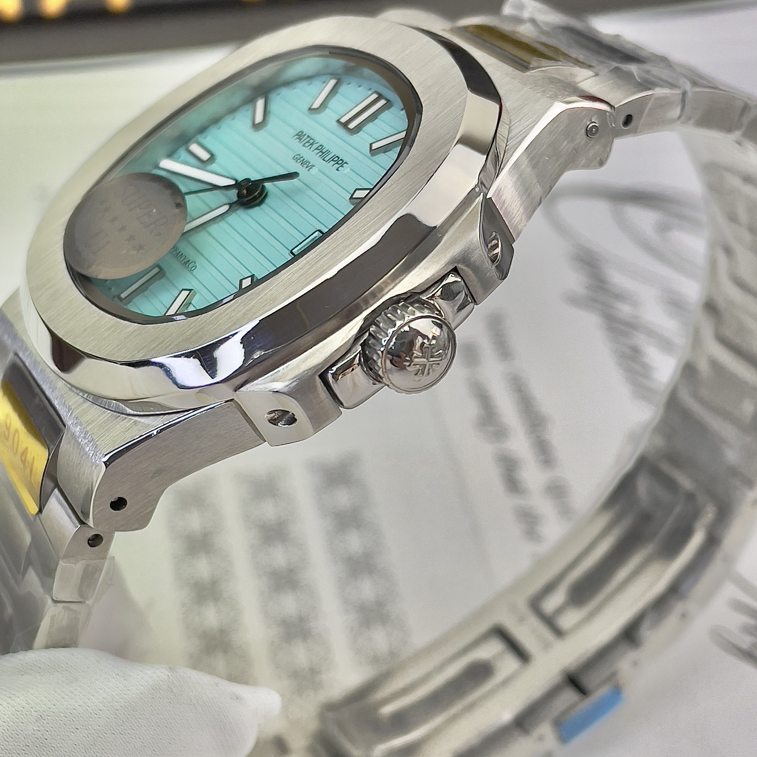 Đồng hồ fake cao cấp Patek Philippe Nautilus nam máy cơ automatic nhật 40mm Đồng hồ fake cao cấp Patek Philippe Nautilus nam máy cơ automatic nhật 40mm