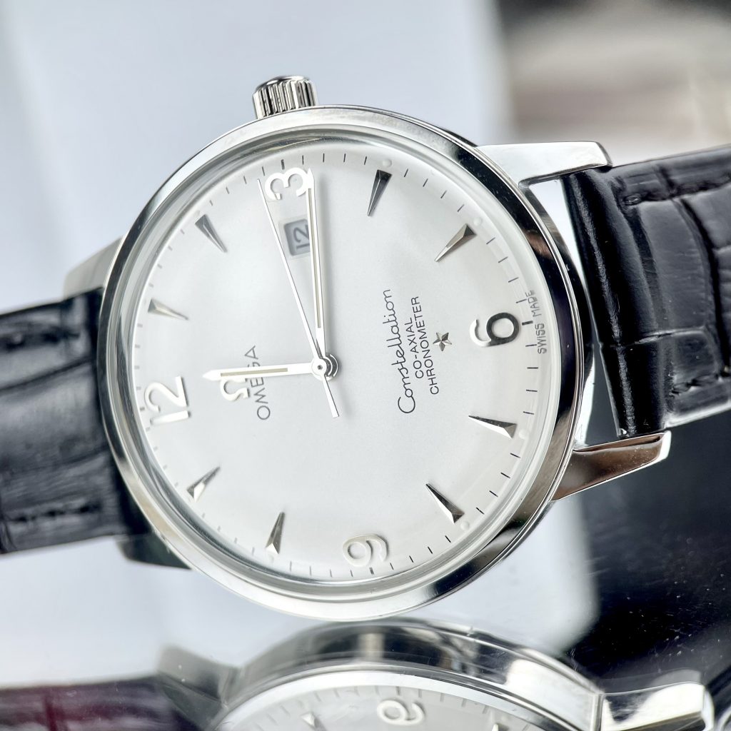 Đồng hồ cơ nam dây da đen Omega Seamaster fake cao cấp 40mm