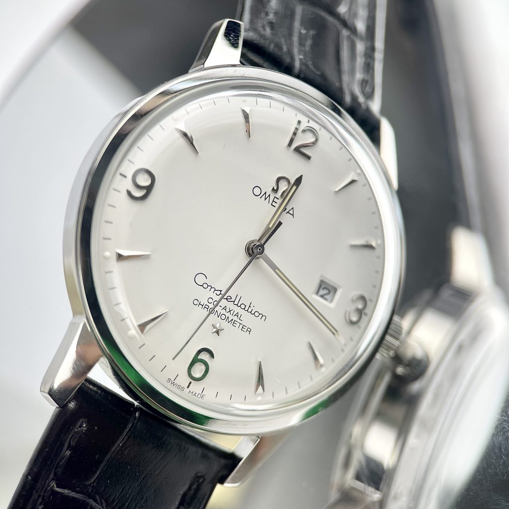 Đồng hồ cơ nam dây da đen Omega Seamaster fake cao cấp 40mm