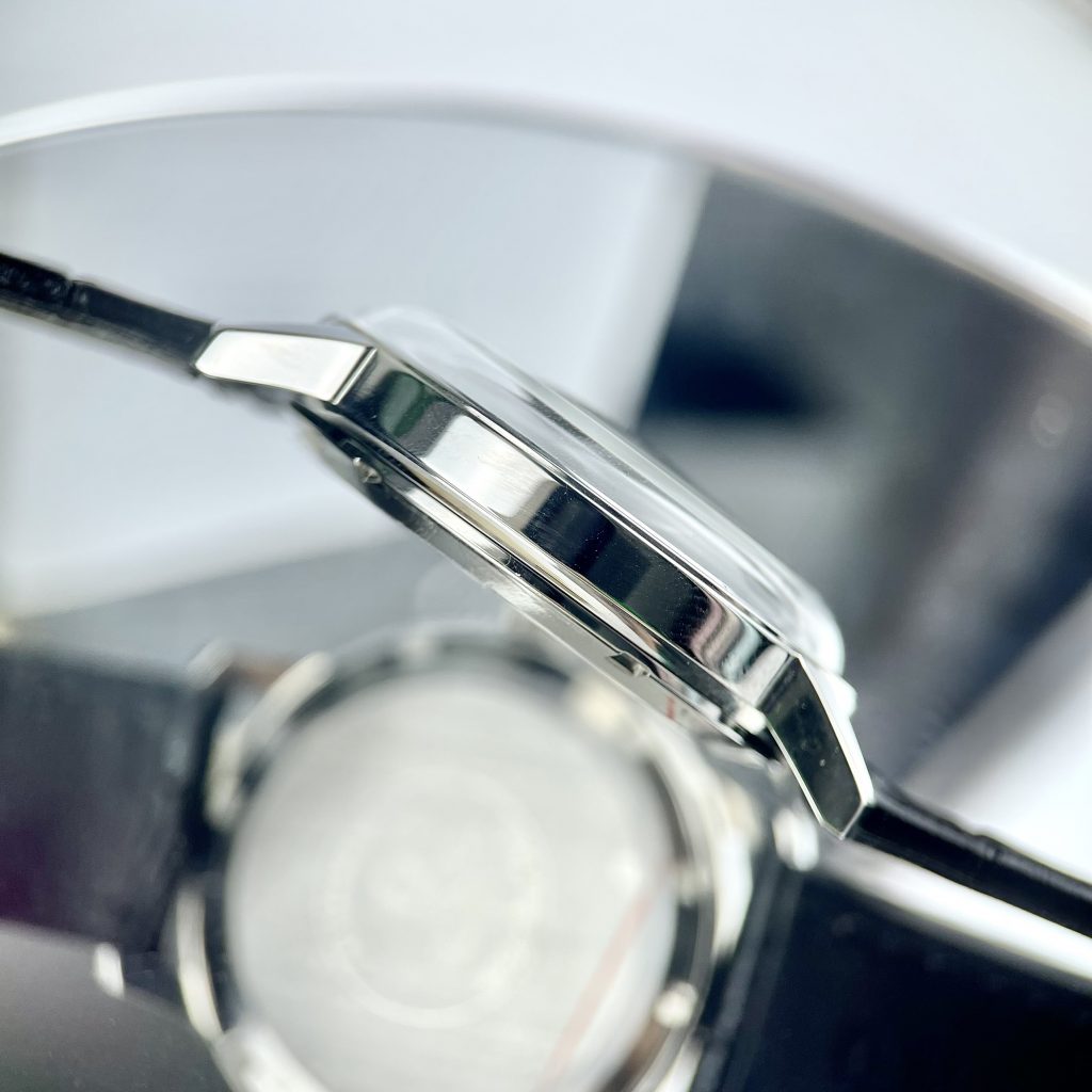 Đồng hồ cơ nam dây da đen Omega Seamaster fake cao cấp 40mm