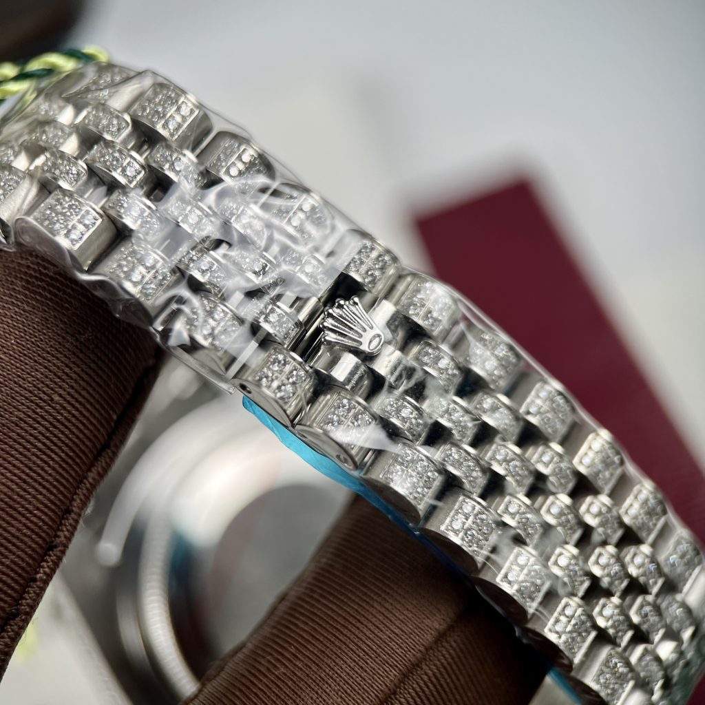 Đồng hồ Rolex DateJust fake cao cấp nam máy cơ đính full đá Swarovski dây kim loại 41mm