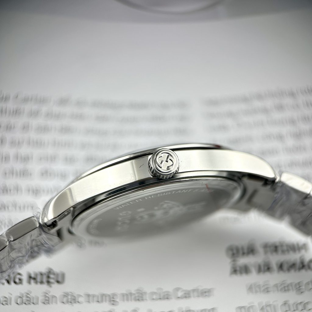 Đồng Hồ Gucci Ong Dây Kim Loại Mặt Đen Like Auth 28/38mm