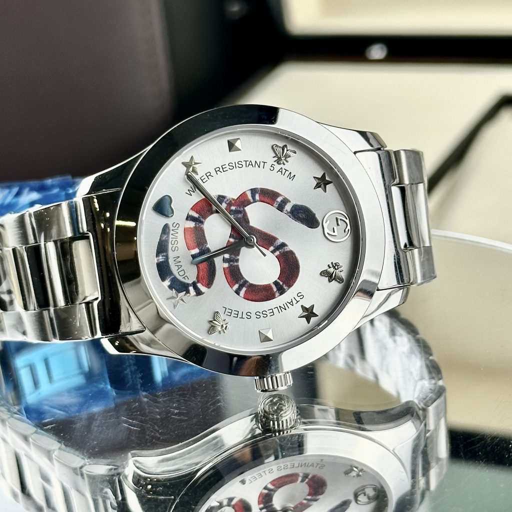 Đồng hồ đôi Gucci rắn dây kim loại mặt trắng like auth 28/38mm