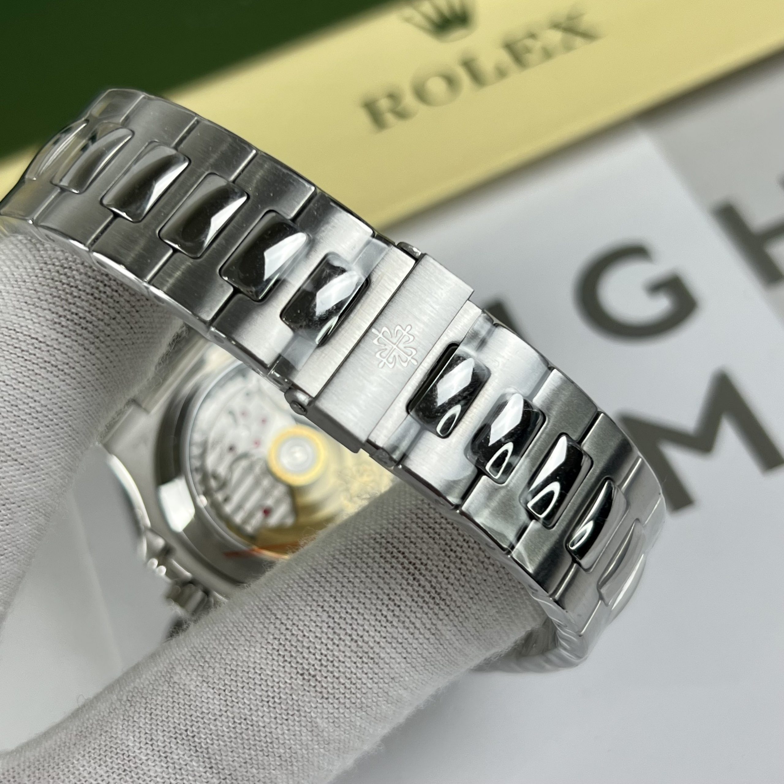 Đồng hồ Patek Philippe Nautilus Nam Dây Kim Loại Fake Cao Cấp 40mm Đồng hồ Patek Philippe Nautilus Nam Dây Kim Loại Fake Cao Cấp 40mm