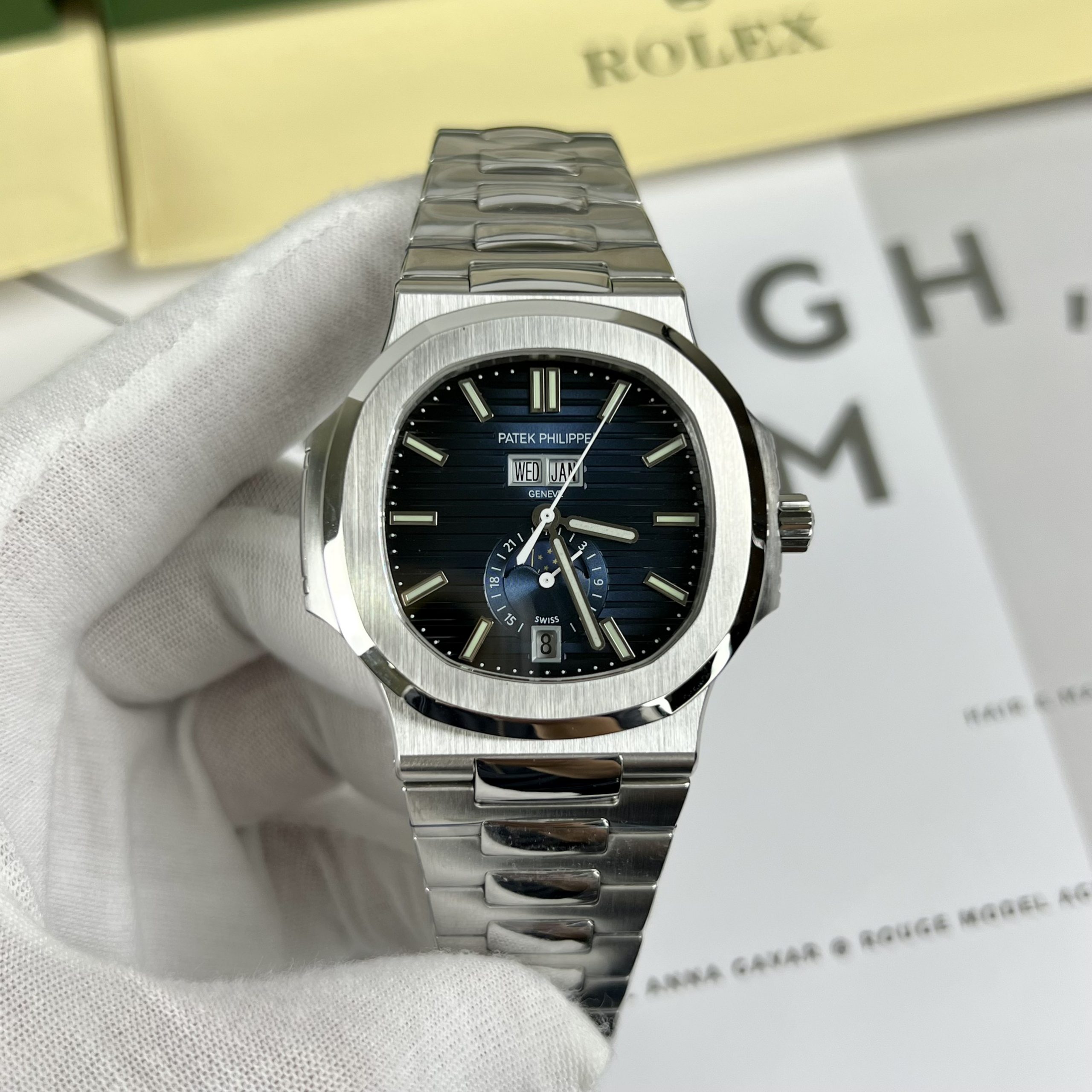 Đồng Hồ Patek Philippe Nautilus Nam Dây Kim Loại Mặt Xanh Super Fake 1:1 40mm Đồng Hồ Patek Philippe Nautilus Nam Dây Kim Loại Mặt Xanh Super Fake 1:1 40mm