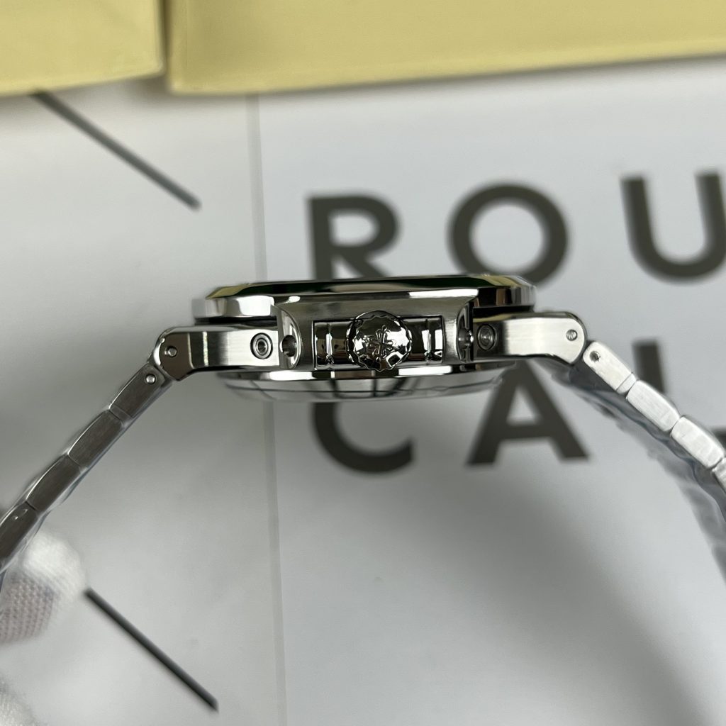 Đồng Hồ Patek Philippe Nautilus Nam Dây Kim Loại Mặt Xanh Super Fake 1:1 40mm