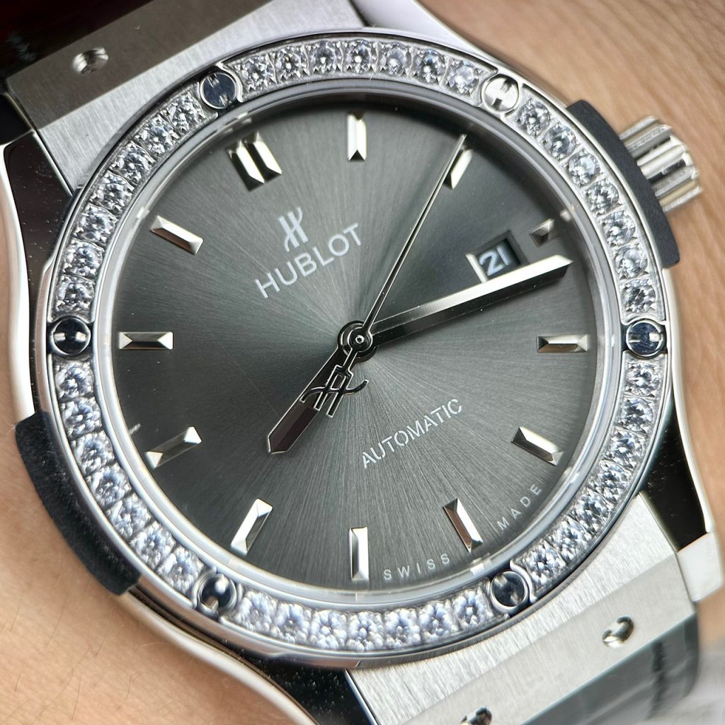 Đồng hồ Hublot Classic Fusion ZF nhật nam máy cơ automatic 38mm