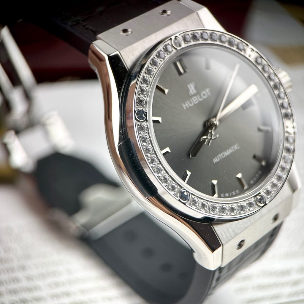 Đồng hồ Hublot Classic Fusion ZF nhật nam máy cơ automatic 38mm