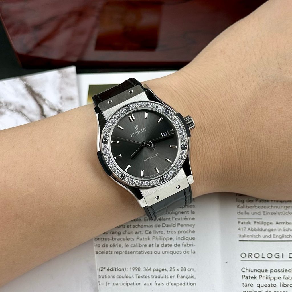 Đồng hồ Hublot Classic Fusion ZF nhật nam máy cơ automatic 38mm